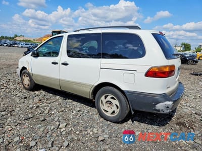 Drugie zdjęcie samochodu z przodu: 1998 TOYOTA SIENNA XLE VIN:4T3ZF13C9WU056833 - miniatura
