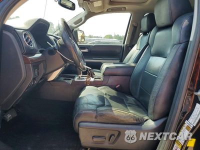 Zdjęcie 7 z 12 samochodu: 2016 TOYOTA TUNDRA CREWMAX LIMITED VIN:5TFHY5F14GX523208 - miniatura