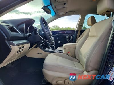 Zdjęcie 7 z 13 samochodu: 2018 SUBARU LEGACY 2.5I PREMIUM VIN:4S3BNAC61J3033900 - miniatura