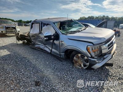 Czwarte zdjęcie samochodu z boku: 2021 FORD F150 SUPERCREW VIN:1FTFW1ED5MFB99303 - miniatura