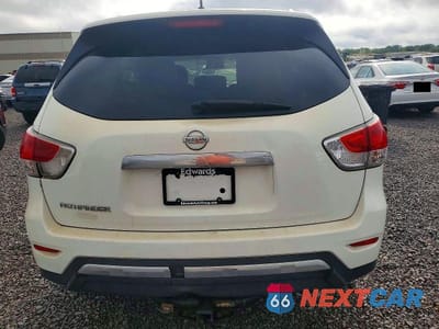 Zdjęcie 6 z 13 samochodu: 2016 NISSAN PATHFINDER S VIN:5N1AR2MN3GC656001 - miniatura