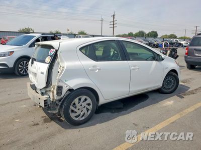 Trzecie zdjęcie samochodu z tyłu: 2015 TOYOTA PRIUS C ONE VIN:JTDKDTB38F1577965 - miniatura