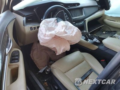 Zdjęcie 8 z 13 samochodu: 2017 CADILLAC XT5 VIN:1GYKNARS8HZ121218 - miniatura
