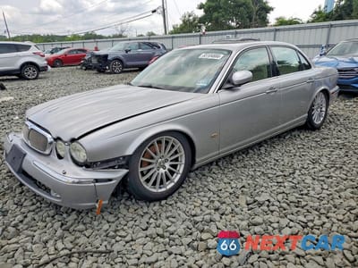 2006 JAGUAR XJ8 SAJWA71B36SH02055 - główne zdjęcie licytacji z USA - miniatura