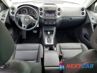 Zdjęcie 8 z 13 samochodu: 2015 VOLKSWAGEN TIGUAN S VIN:WVGAV7AX0FW513597 - miniatura