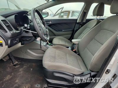 Zdjęcie 7 z 12 samochodu: 2015 KIA FORTE LX VIN:KNAFK4A60F5406092 - miniatura