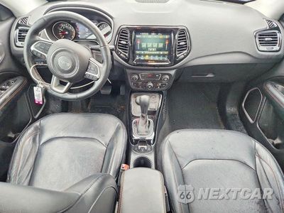 Zdjęcie 8 z 13 samochodu: 2018 JEEP COMPASS LIMITED VIN:3C4NJDCB8JT135173 - miniatura