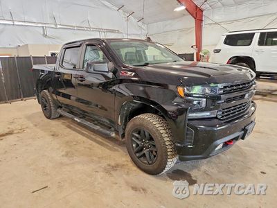 Czwarte zdjęcie samochodu z boku: 2020 CHEVROLET SILVERADO K1500 LT TRAIL BOSS VIN:1GCPYFEL3LZ334116 - miniatura