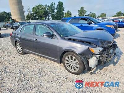 Czwarte zdjęcie samochodu z boku: 2011 TOYOTA AVALON LIMITED VIN:4T1BK3DB8BU430432 - miniatura