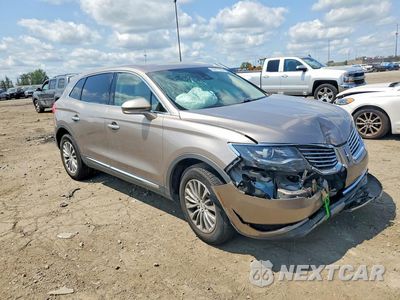 Czwarte zdjęcie samochodu z boku: 2018 LINCOLN MKX SELECT VIN:2LMPJ8KR8JBL22617 - miniatura