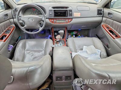 Zdjęcie 8 z 12 samochodu: 2004 TOYOTA CAMRY XLE V6 VIN:4T1BF30K74U078425 - miniatura