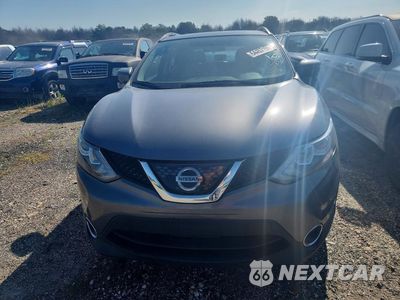 Piąte zdjęcie samochodu w środku: 2018 NISSAN ROGUE SPORT SV VIN:JN1BJ1CRXJW285684 - miniatura