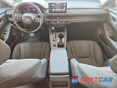 Zdjęcie 8 z 12 samochodu: 2026 HONDA ACCORD LX VIN:1HGCY1F2XTA032300 - miniatura