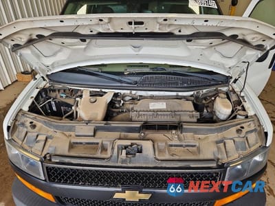 Zdjęcie 12 z 13 samochodu: 2019 CHEVROLET EXPRESS G2500 VIN:1GCWGAFP7K1240580 - miniatura