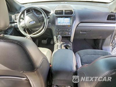 Zdjęcie 8 z 14 samochodu: 2019 FORD EXPLORER XLT VIN:1FM5K8D89KGB40682 - miniatura