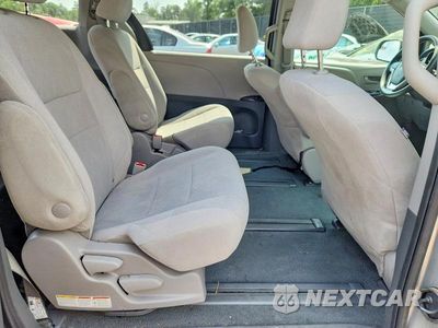 Zdjęcie 11 z 13 samochodu: 2020 TOYOTA SIENNA L VIN:5TDZZ3DC9LS086493 - miniatura