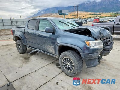 Czwarte zdjęcie samochodu z boku: 2019 CHEVROLET COLORADO ZR2 VIN:1GCPTEE10K1253708 - miniatura