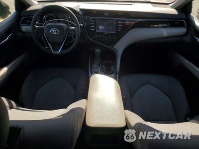 Zdjęcie 8 z 13 samochodu: 2020 TOYOTA CAMRY LE VIN:4T1C11BK8LU006037 - miniatura