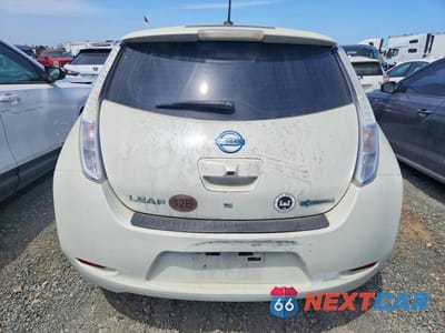 Zdjęcie 6 z 12 samochodu: 2011 NISSAN LEAF SV VIN:JN1AZ0CP6BT001516 - miniatura