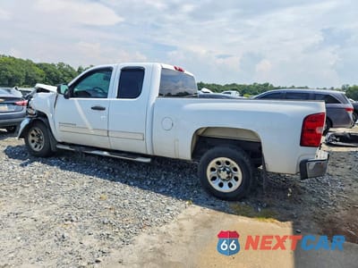 Drugie zdjęcie samochodu z przodu: 2011 CHEVROLET SILVERADO C1500 LS VIN:1GCRCREA9BZ334739 - miniatura