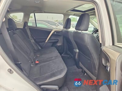Zdjęcie 10 z 12 samochodu: 2015 TOYOTA RAV4 XLE VIN:2T3RFREV4FW403790 - miniatura