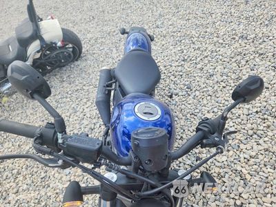 Piąte zdjęcie samochodu w środku: 2021 HONDA CMX300 VIN:MLHNC5315M5400138 - miniatura