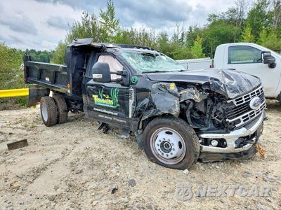 Czwarte zdjęcie samochodu z boku: 2025 FORD F550 SUPER DUTY DUMP TRUCK VIN:1FDFF5HT4SDA09182 - miniatura