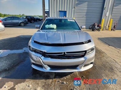 Piąte zdjęcie samochodu w środku: 2016 DODGE CHARGER SE VIN:2C3CDXBG2GH155597 - miniatura