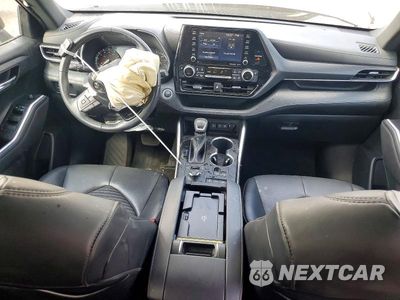 Zdjęcie 8 z 14 samochodu: 2021 TOYOTA HIGHLANDER XSE VIN:5TDLZRBH4MS111888 - miniatura