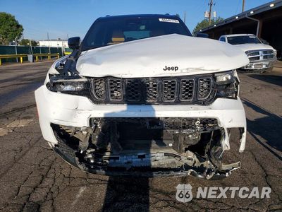 Piąte zdjęcie samochodu w środku: 2023 JEEP GRAND CHEROKEE L SUMMIT VIN:1C4RJKEG6P8778899 - miniatura