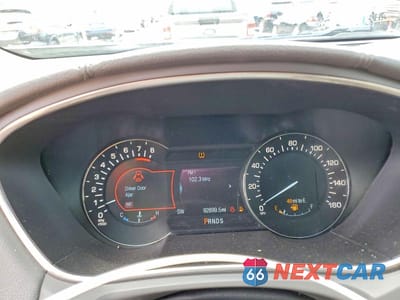 Zdjęcie 9 z 14 samochodu: 2016 LINCOLN MKX RESERVE VIN:2LMPJ8LR9GBL33746 - miniatura