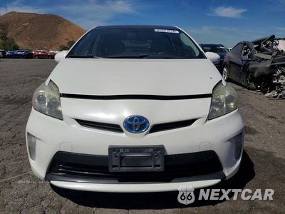 Piąte zdjęcie samochodu w środku: 2012 TOYOTA PRIUS FOUR VIN:JTDKN3DU3C5497111 - miniatura