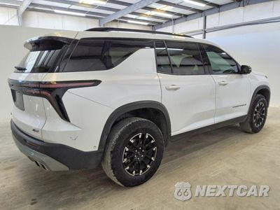Trzecie zdjęcie samochodu z tyłu: 2025 CHEVROLET TRAVERSE Z71 VIN:1GNEVJRS4SJ212177 - miniatura