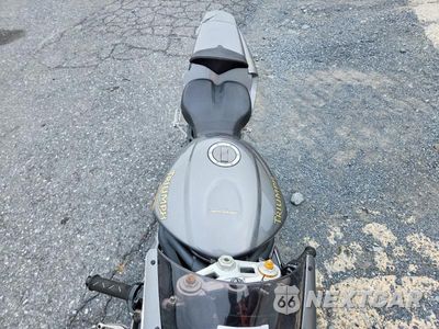 Piąte zdjęcie samochodu w środku: 2007 TRIUMPH MOTORCYCLE DAYTONA 675 VIN:SMTD00NS87J293972 - miniatura