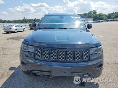 Piąte zdjęcie samochodu w środku: 2017 JEEP GRAND CHEROKEE LAREDO VIN:1C4RJFAG0HC861756 - miniatura