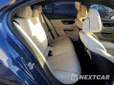 Zdjęcie 10 z 12 samochodu: 2024 MERCEDES-BENZ C 300 VIN:W1KAF4GB1RR206640 - miniatura