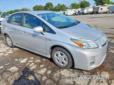 Czwarte zdjęcie samochodu z boku: 2011 TOYOTA PRIUS TWO VIN:JTDKN3DU4B0281411 - miniatura