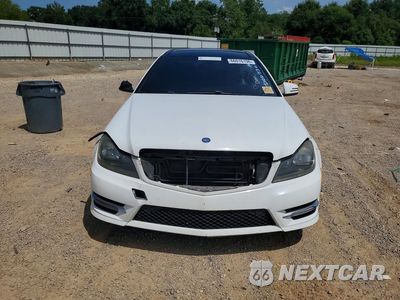 Piąte zdjęcie samochodu w środku: 2015 MERCEDES-BENZ C 250 VIN:WDDGJ4HB6FG398328 - miniatura