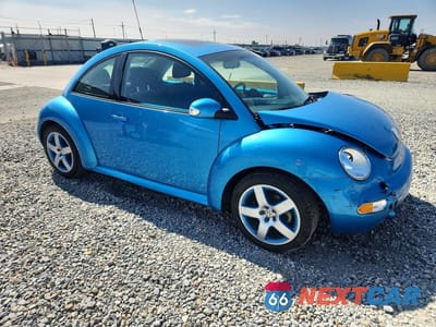 Czwarte zdjęcie samochodu z boku: 2004 VOLKSWAGEN NEW BEETLE SATELLITE BLUE GLS VIN:3VWGK31C94M422271 - miniatura