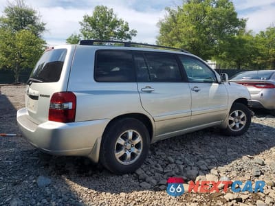 Trzecie zdjęcie samochodu z tyłu: 2004 TOYOTA HIGHLANDER BASE VIN:JTEDP21A740012065 - miniatura