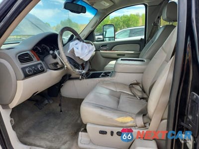 Zdjęcie 7 z 12 samochodu: 2009 CHEVROLET SILVERADO K1500 LTZ VIN:1GCEK390X9E146474 - miniatura