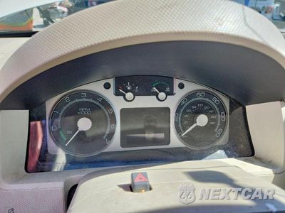 Zdjęcie 9 z 13 samochodu: 2009 MERCURY MARINER HYBRID VIN:4M2CU39339KJ20161 - miniatura