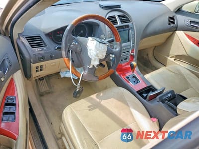 Zdjęcie 8 z 13 samochodu: 2008 LEXUS ES 350 VIN:JTHBJ46G582168782 - miniatura