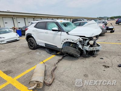 Czwarte zdjęcie samochodu z boku: 2021 CHEVROLET TRAILBLAZER LT VIN:KL79MRSL7MB156289 - miniatura