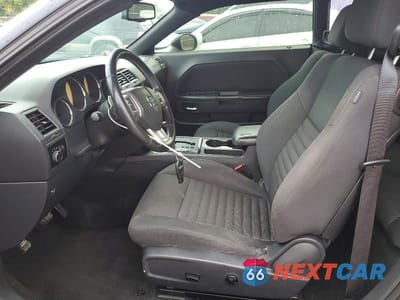 Zdjęcie 7 z 12 samochodu: 2013 DODGE CHALLENGER SXT VIN:2C3CDYAGXDH642128 - miniatura