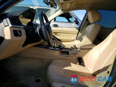 Zdjęcie 7 z 12 samochodu: 2015 BMW 320 I VIN:WBA3B1C50FP831838 - miniatura