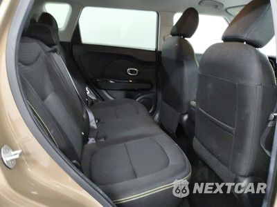 Zdjęcie 10 z 12 samochodu: 2015 KIA SOUL + VIN:KNDJP3A51F7118103 - miniatura