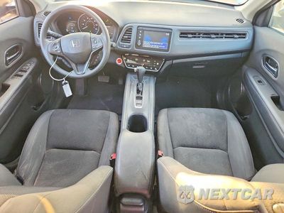 Zdjęcie 8 z 13 samochodu: 2021 HONDA HR-V EX VIN:3CZRU5H5XMM729015 - miniatura