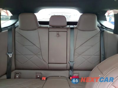 Zdjęcie 10 z 13 samochodu: 2023 BMW IX XDRIVE50 VIN:WB523CF09PCL54175 - miniatura