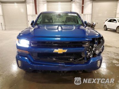 Piąte zdjęcie samochodu w środku: 2016 CHEVROLET SILVERADO K1500 LT VIN:1GCVKREC8GZ325931 - miniatura